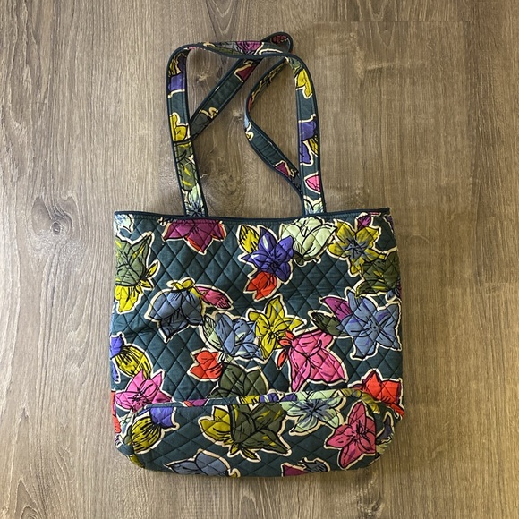 Flower patterned Vera Bradley tote bag - Picture 3 of 3